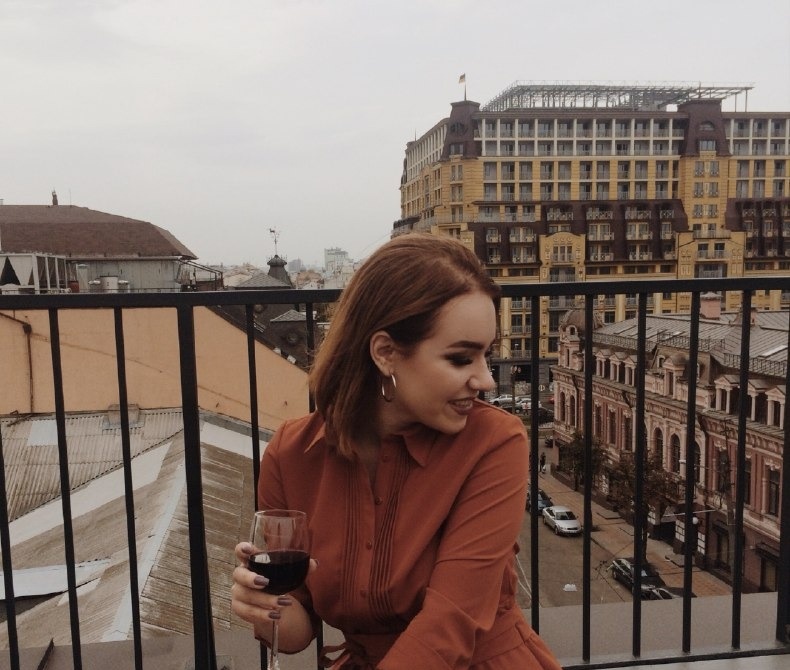 Ася привлекальеная девушка из Щекино цена от 3000 руб