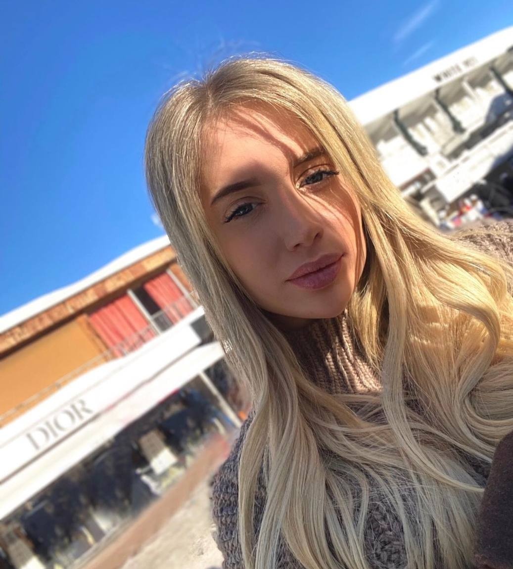 Дарья привлекальеная девушка из Щекино цена от 3000 руб