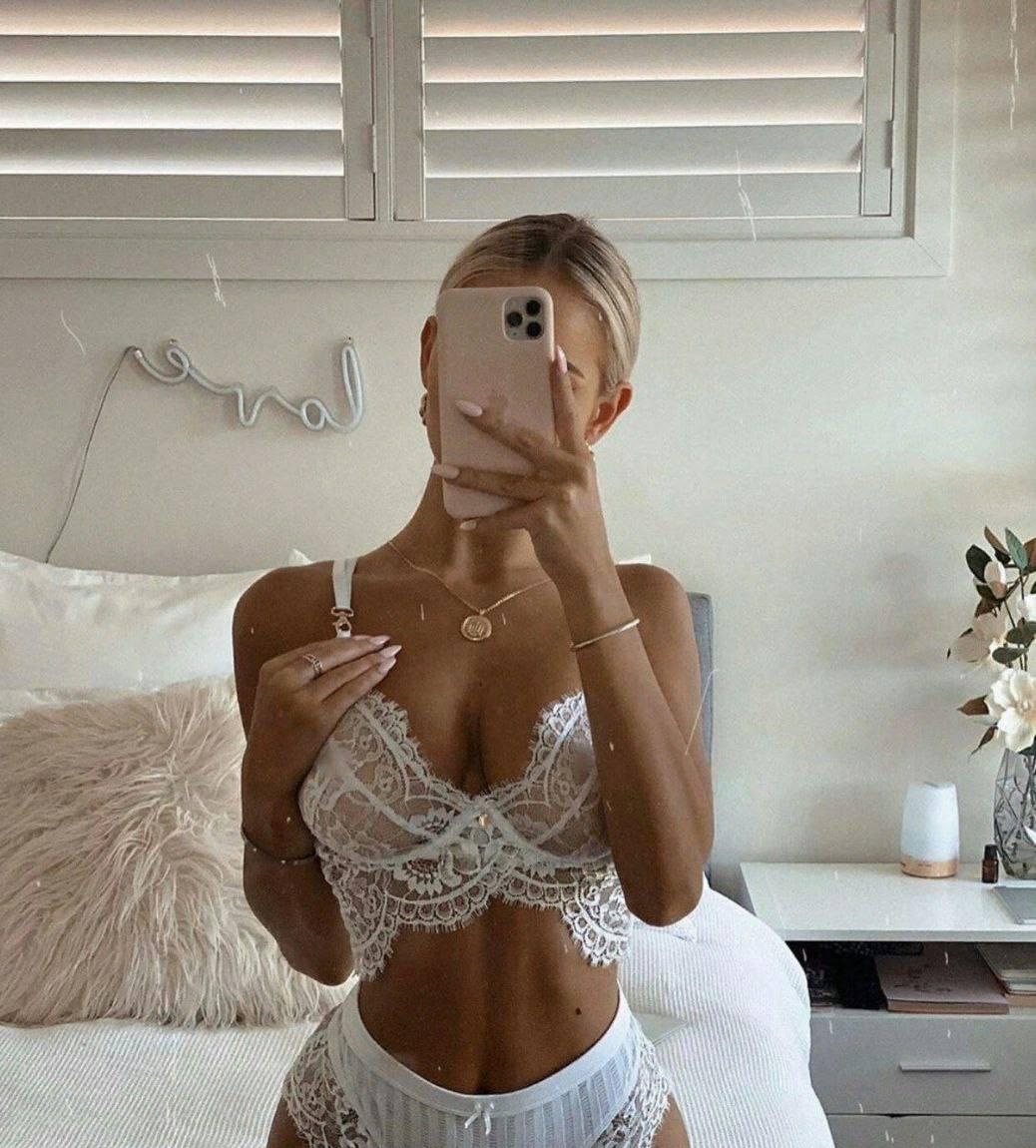 Елена привлекальеная девушка из Щекино цена от 4000 руб