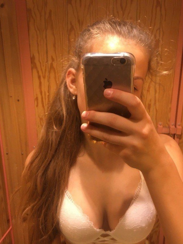 Лола привлекательная девушка из Щекино цена от 3000 руб